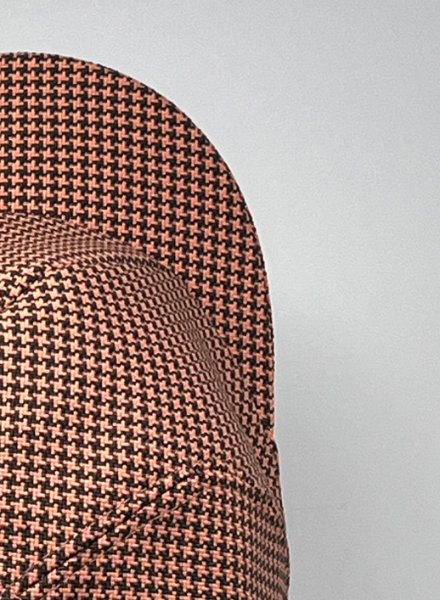 N°110_cap on hat rack_Le Panache Paris©